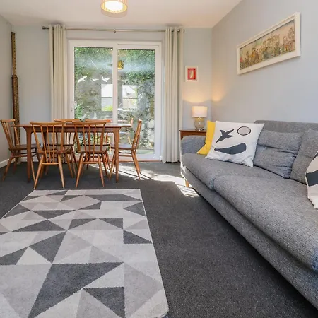 8 Rosewall * St Ives (Cornwall)